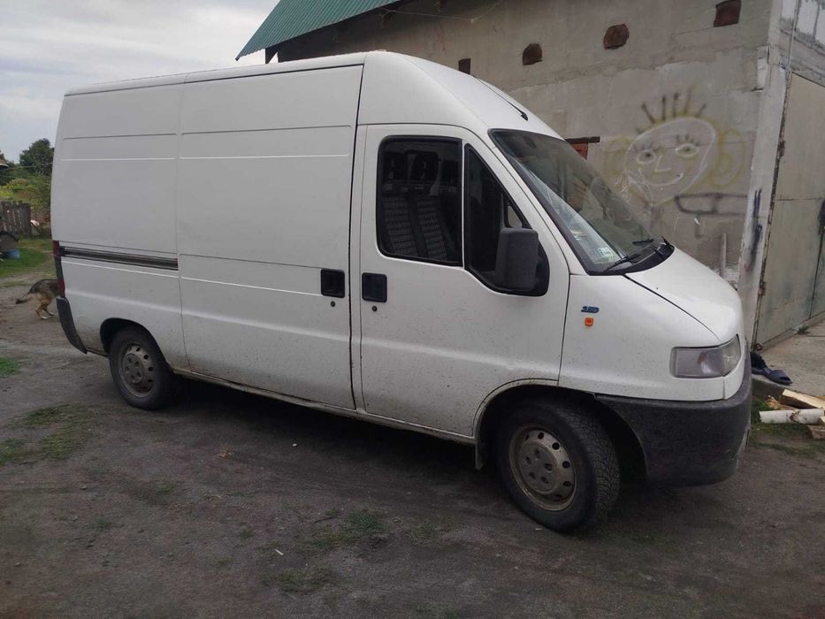 Продати автомобіль