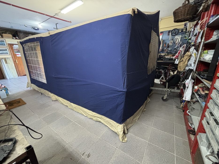 Reboque tenda - caravana