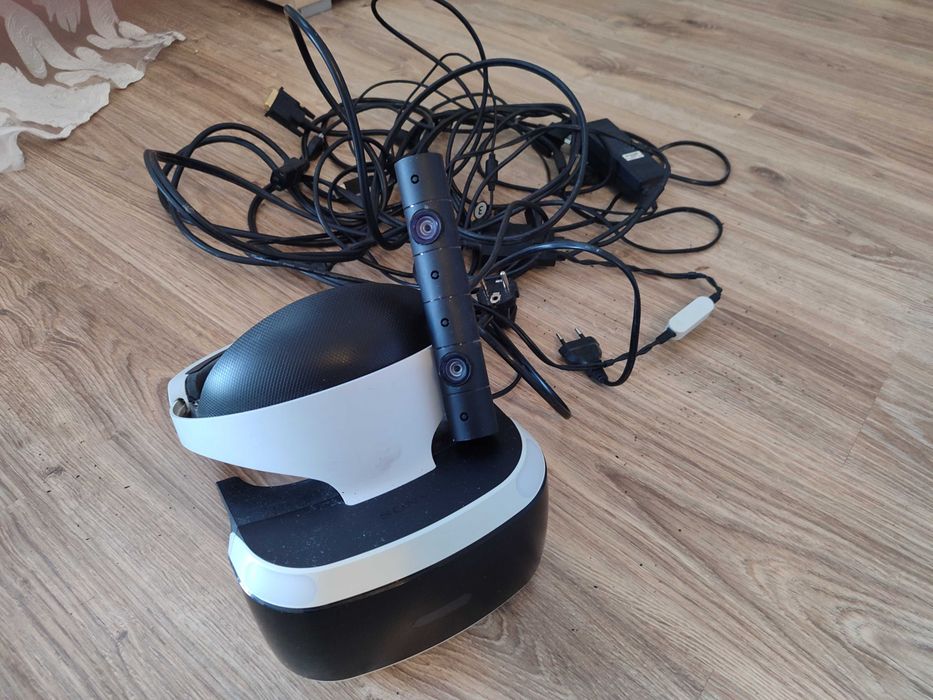 Play Station 4 Sony, gogleVR, kamera, 2x movekontroler, 2 pady