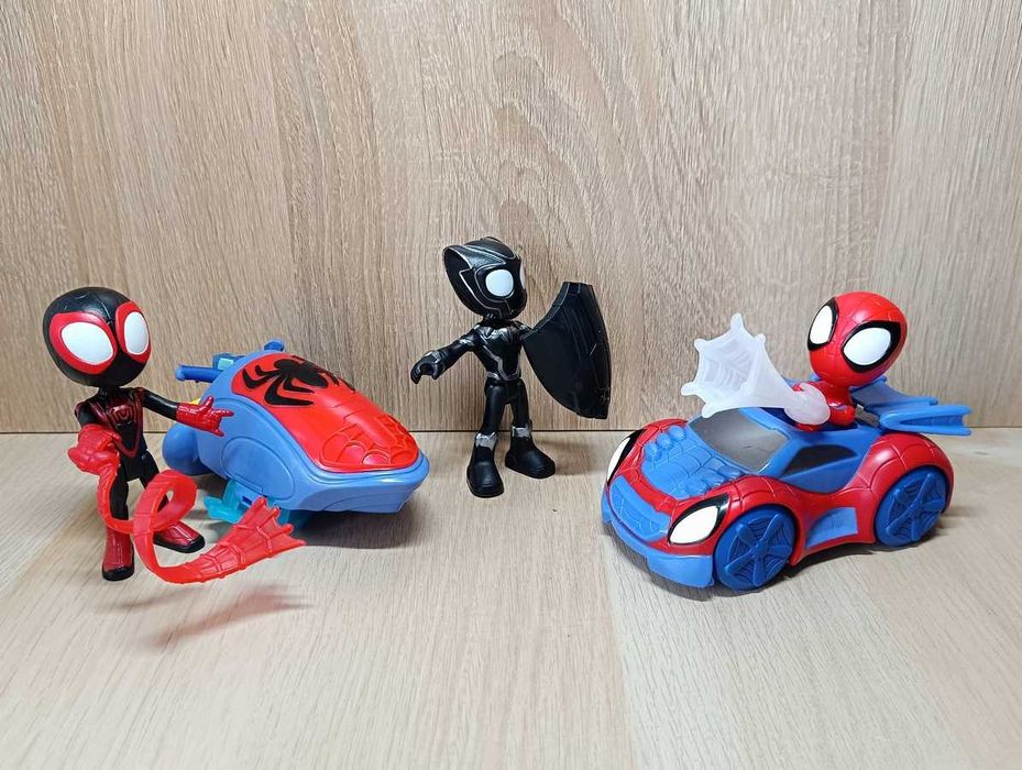 Zestaw figurek *Spidey & His Amazing Friends*. Hasbro 2021