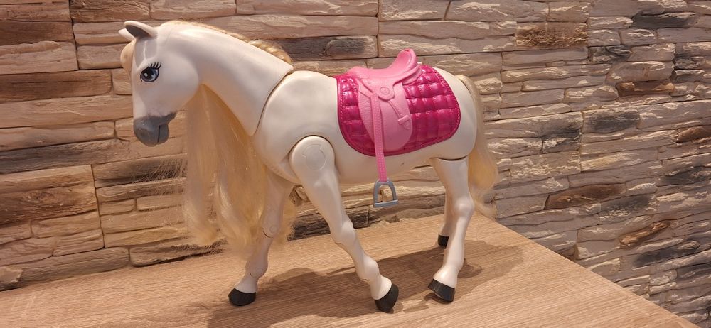 Sprzedam konia barbie