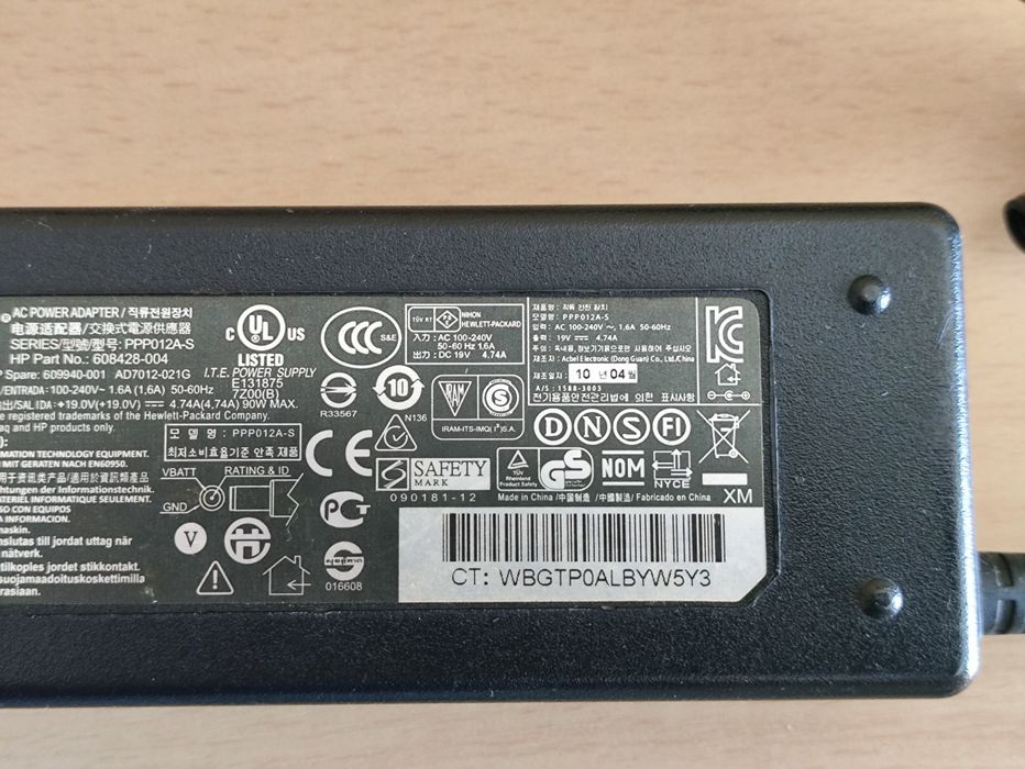 Carregador de portátil HP original 90W
