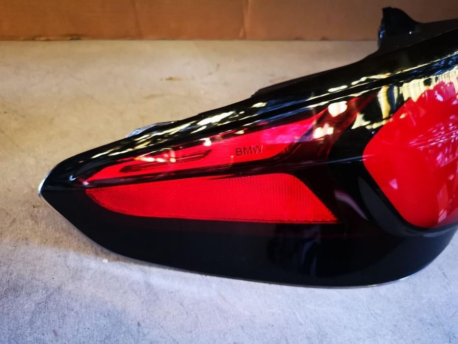 BMW G30 LCI FAROLIM ESQUERDO - FT165