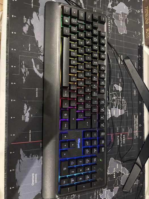 Torre+ ecra + teclado e rato