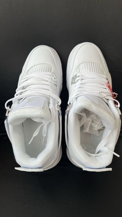 Jordan 4 retro