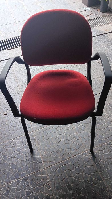 Mobiliário de escritório - Cadeiras - Sofás - Cadeira Com rodas