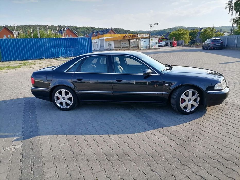 Audi S8