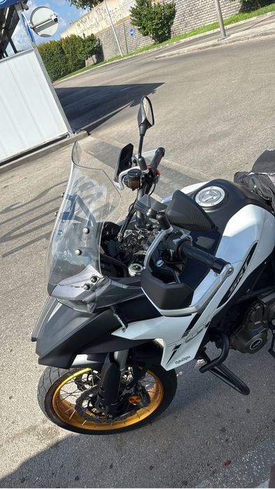 QJ motor 700cc (procuro carrinha comercial L2 media)( com garantia de fabrica ate 2030)