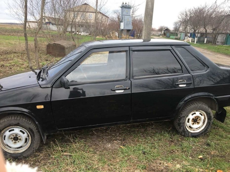 продаж ВАЗ 21099