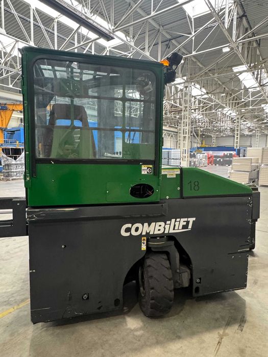 Wózek widłowy Combilift C3000ET
