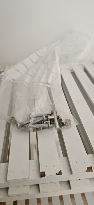 Duas estantes madeira OFERTA