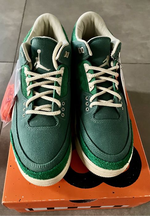 Nike Air Jordan 3 Retro Nina Chanel