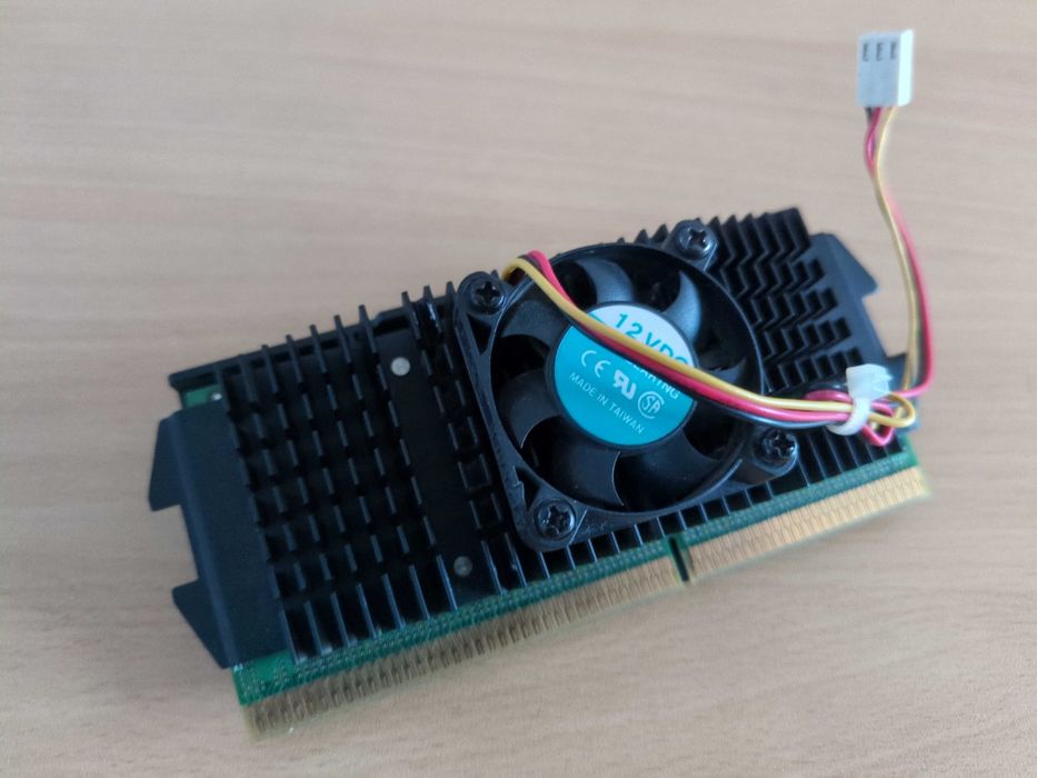 Płyta główna Asus P2B-S procesor Pentium III 450MHz 4x64MB SDRAM