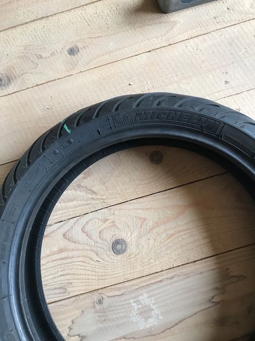 Колесо Мішелін до мотоцикла 130/70г17