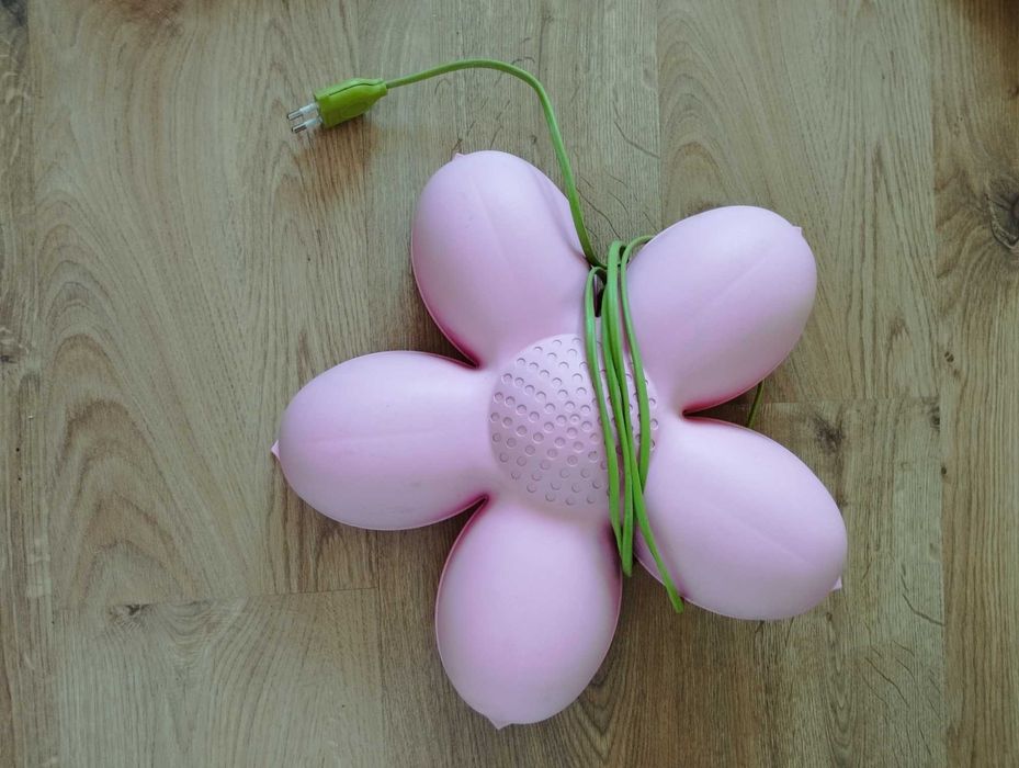 Lampa ścienna IKEA kwiatek