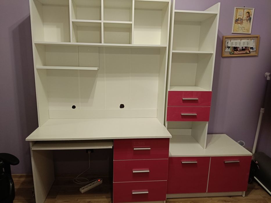 Sprzedam zestaw mebli