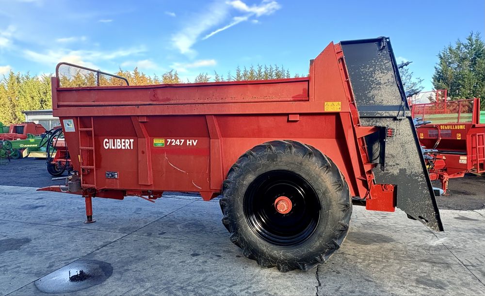 reboque espalhador de estrume