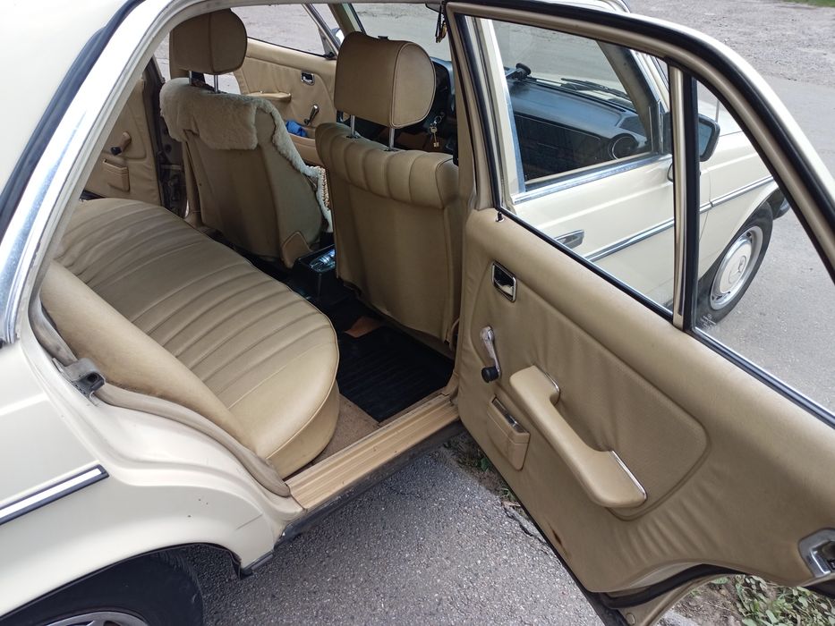 Мерседес 123 200D