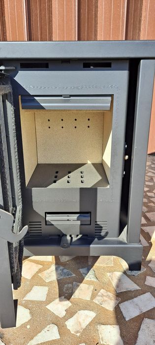 Vendo Salamandra a Lenha Sem Ventilação