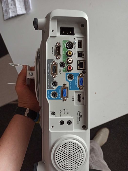 проектор Epson EB-536Wi