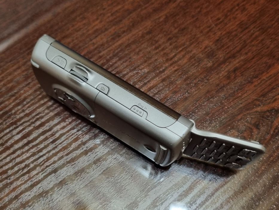 Sony Ericsson P990i