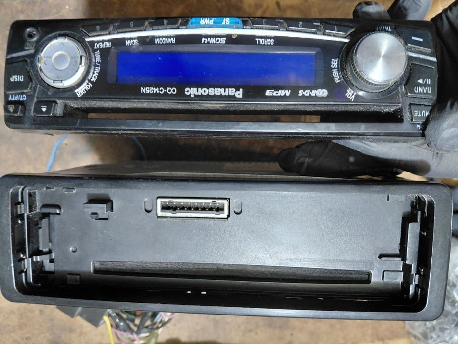 Автомагнитола Panasonic cq c1425n