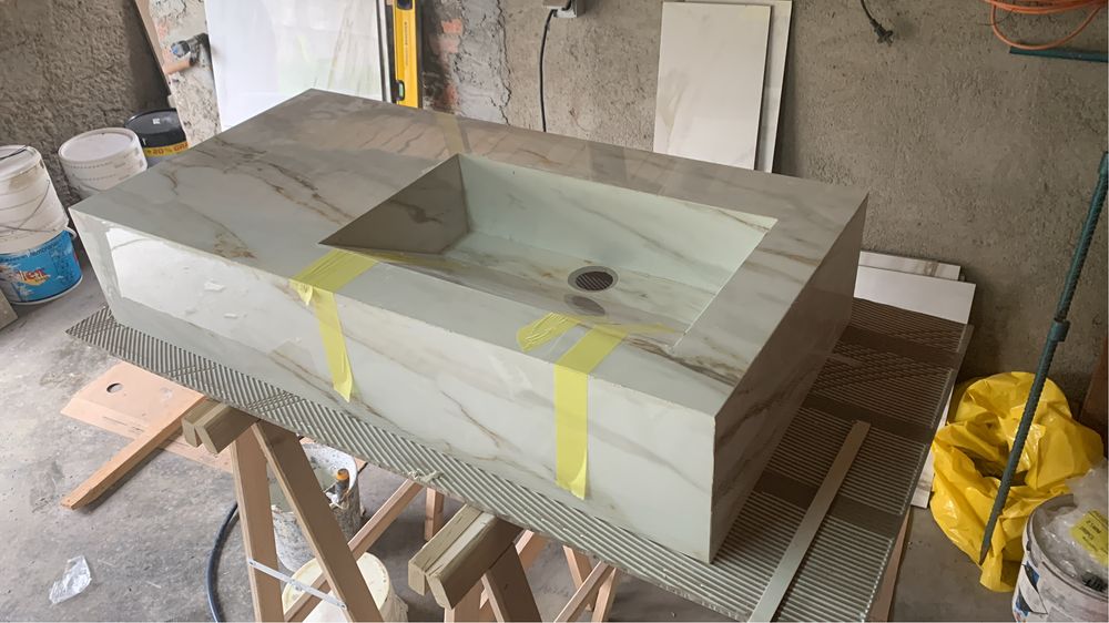 Lavatorios e Nichos em grés porcelanico