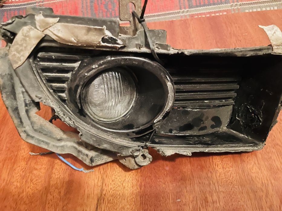 ПротивоТуманка  Mitsubishi Lancer 9(ПАНЕЛЬ И ЕЩЕ СМОТРИТЕ ФОТО)