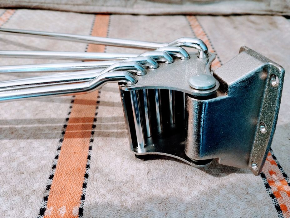 Держатели тремпелей поворотный выдвижные фурнитура ручки