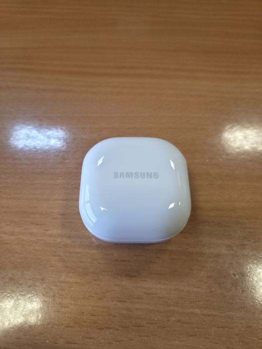 Auriculares Samsung galaxy Buds 2 Como Novos