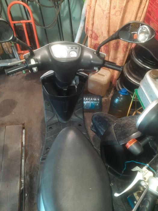 Продам скутер Yamaha