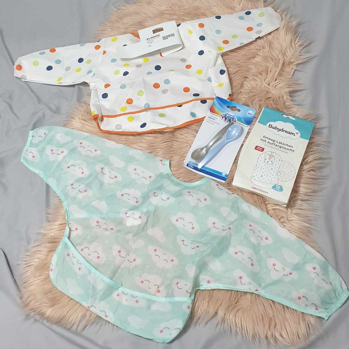 Zestaw do rozszerzenia diety dla niemowlaka śliniak,łyżeczki