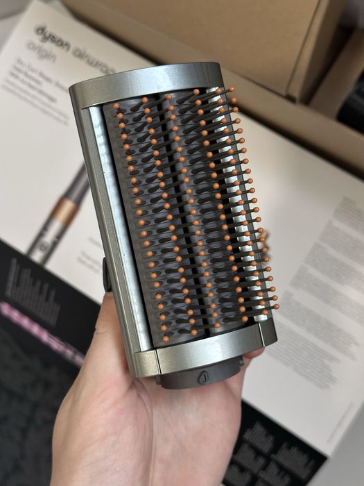 Щітки насадки на фен dyson