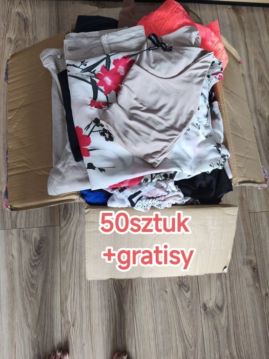 Mega paka zestaw ubrań damskich 50 sztuk+gratisy mix rozmiarów