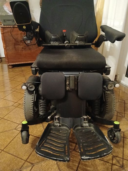 Cadeira elétrica Q700