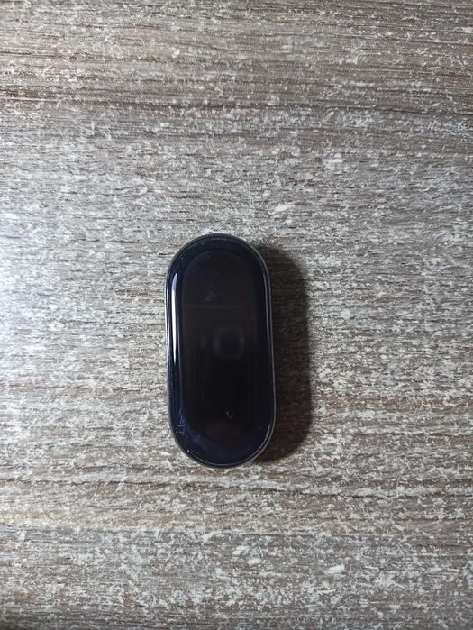 Фітнес-браслет Xiaomi Mi Smart Band 8 не працюють