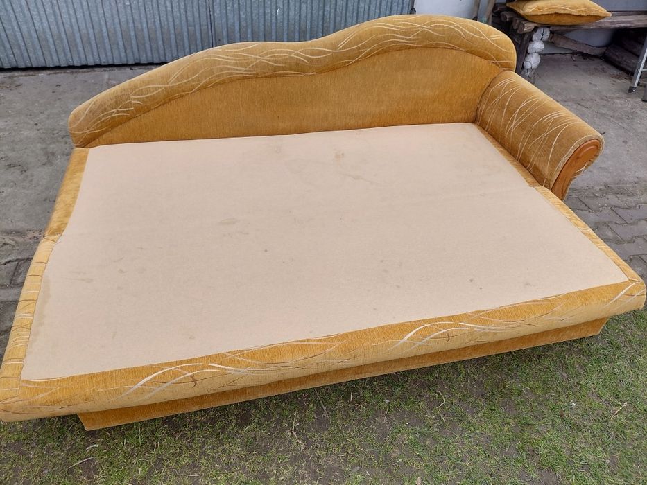 Kanapa rzymianka, łóżko, sofa, transport.