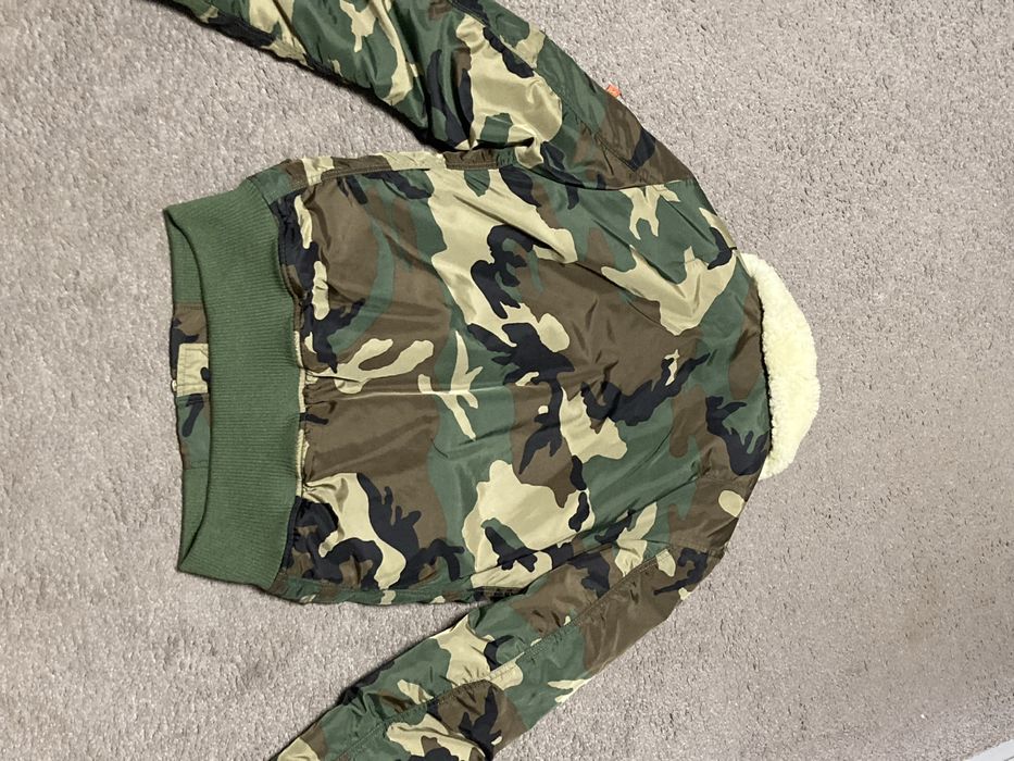 Бомбер Alpha Industries