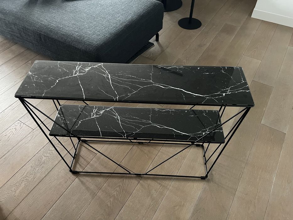 czarno-marmurowa konsola