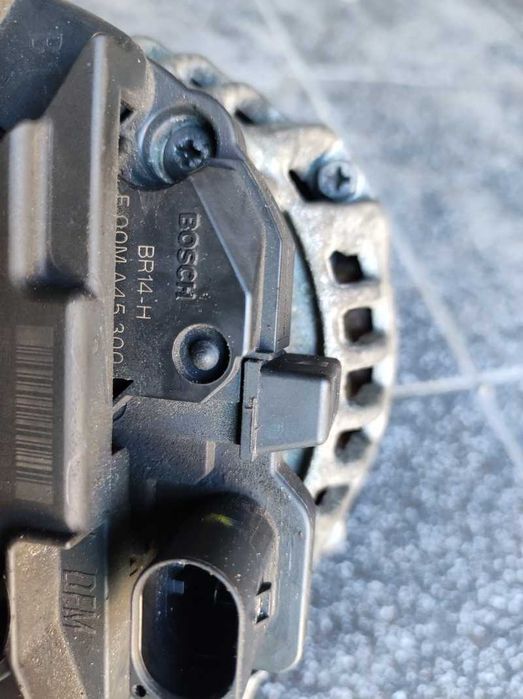 Alternator vw SKODA AUDI SEAT 1.6 1.9 2.0 TDI bosch 140a