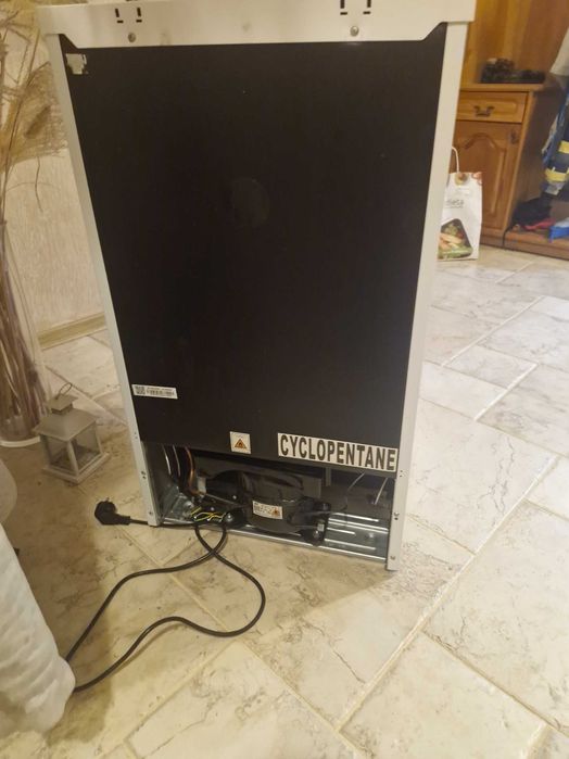 Spzedam Lodówkę Amica