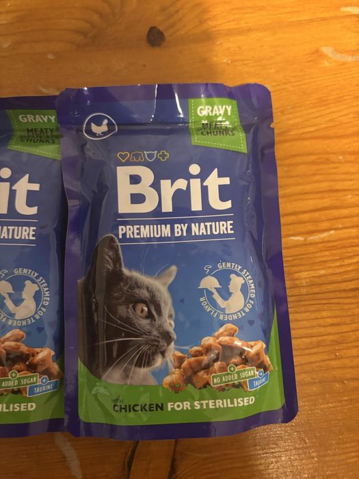16 saszetek Brit Premium karma dla kota Mix sterilised