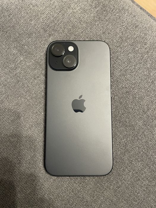 Iphone 15 128gb хороший стан