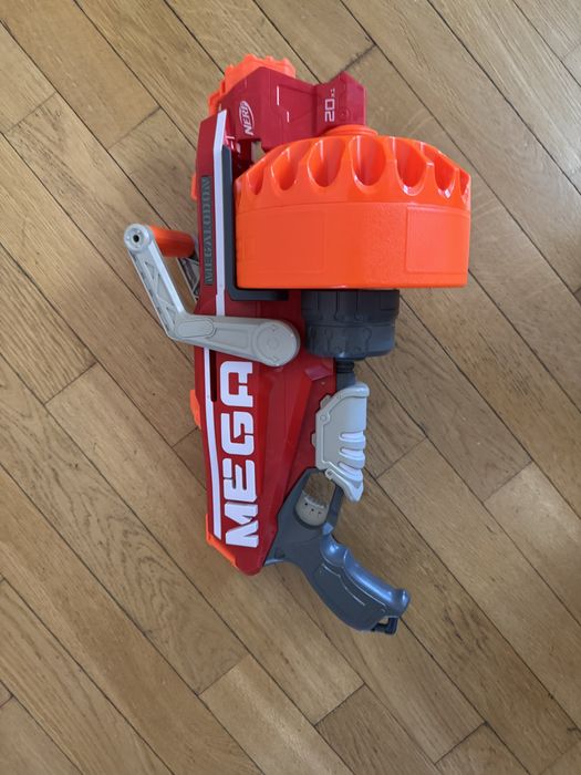 Nerf N-Strike Mega Megalodon blaster