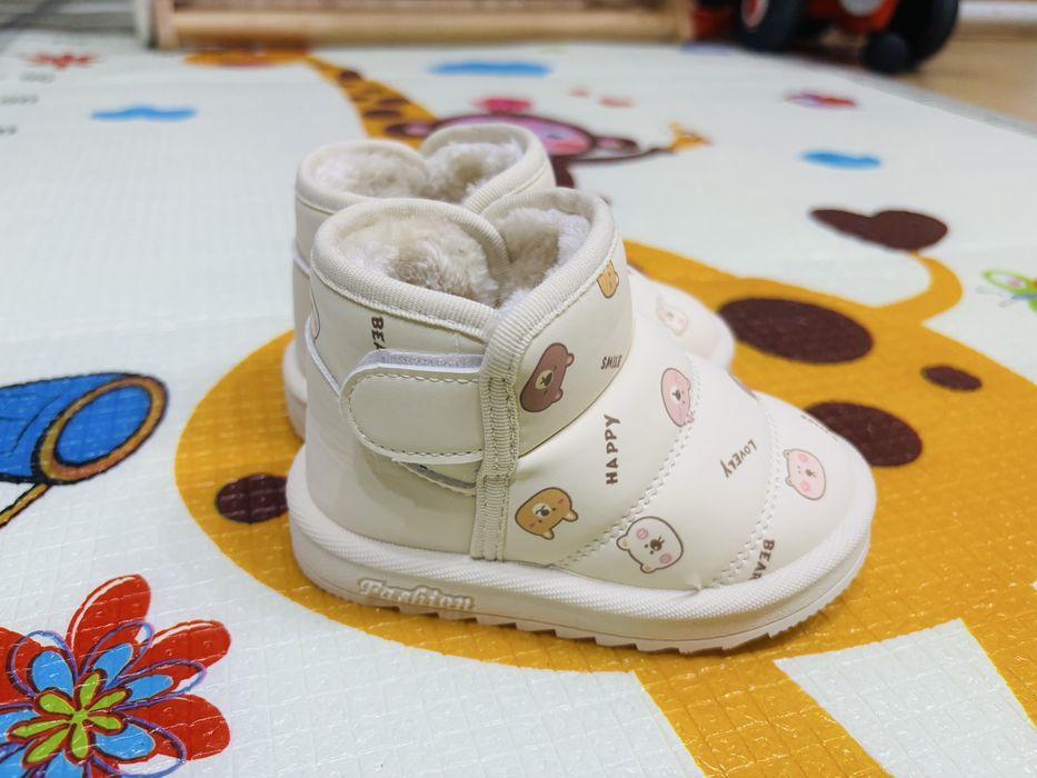 Нові угги зимові дитячі хутряні