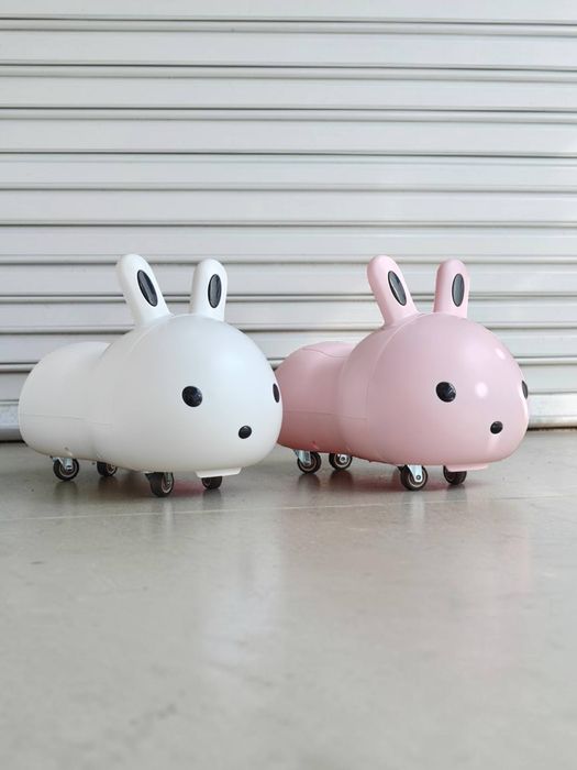 Дитяча каталка Rabbit 333, толокар для хлопчиків і дівчаток ,