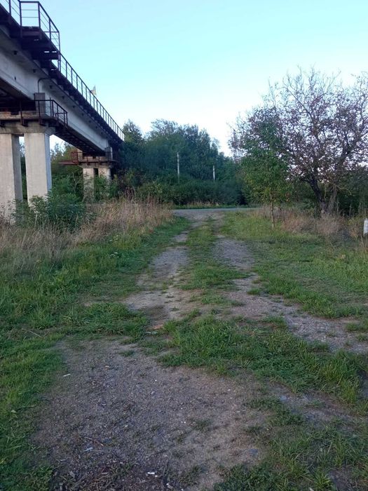 Продається земельна ділянка під будівництво 3 га.