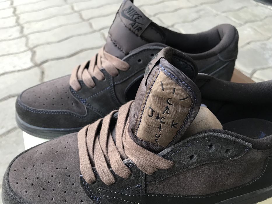 Jordan 1 Retro Low Travis Scott Velvet Brown Dark Mocha