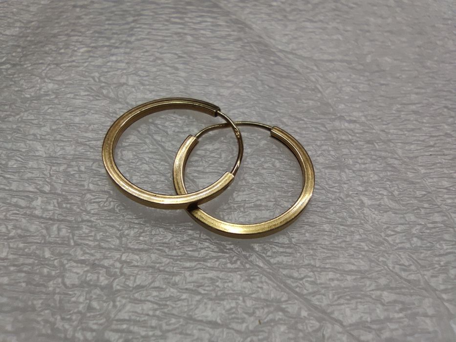 Kolczyki złote 585 waga 0,62g średnica 17mm komis Madej Tarnów