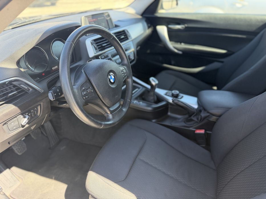 BMW  Serie 1  **Nacional**  Coupé  5 Lugares Oportunidade !